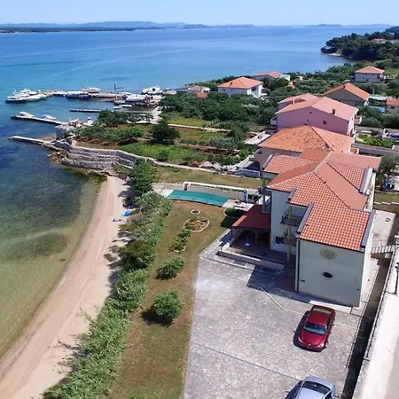 Vista Tkon